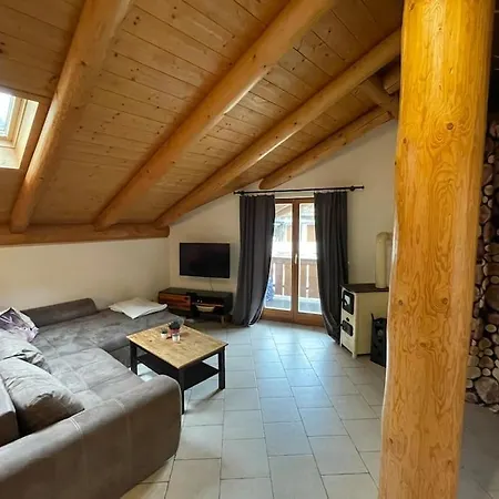 Ferienwohnung Mit Alpencharakter * Garmisch-Partenkirchen